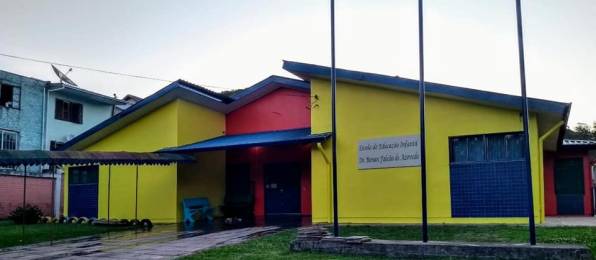 Escola de Educação Infantil Dr. Renan Falcão de Azevedo